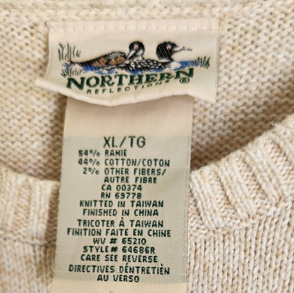 Northern Reflections Floral Sweater Size XL - Picture 4 of 9